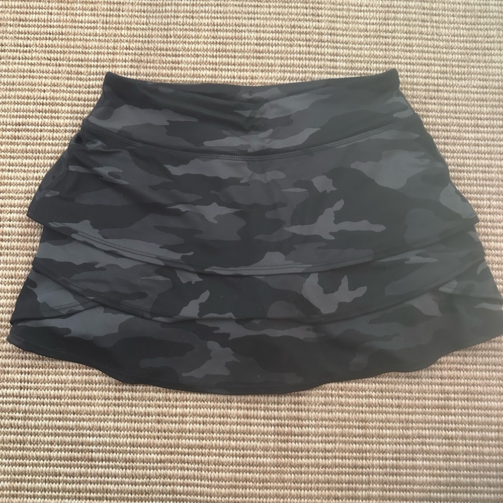 Athleta tiered shirt with shorts underneath. Camo. Size 8-10. Never worn